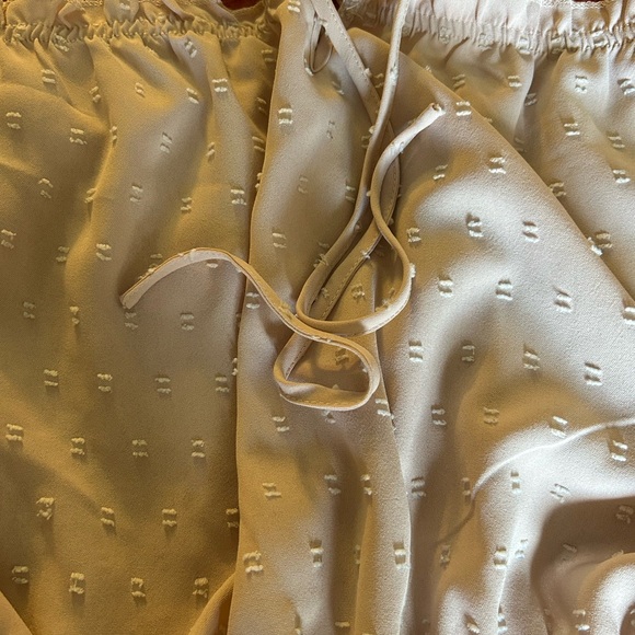 SHEIN Tops - SHEIN Cream Textured Blouse